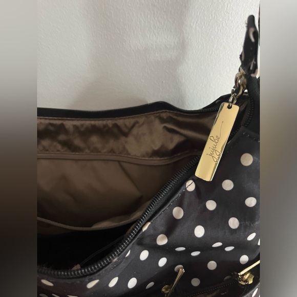 JU-JU-BE hobo diaper bag in duchess, black and white with gold hardware - Picture 7 of 15